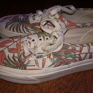 Vans old school woman’s